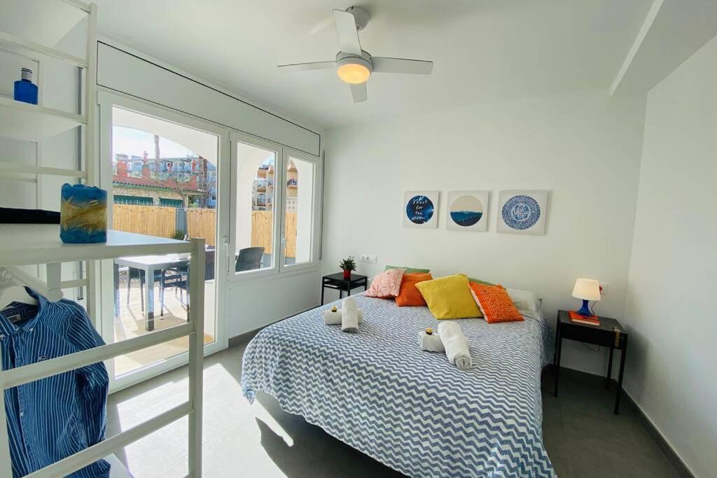 70 M2, Apartamento Cerca De La Playa, Apto Minusvalidos. Roses Exteriér fotografie